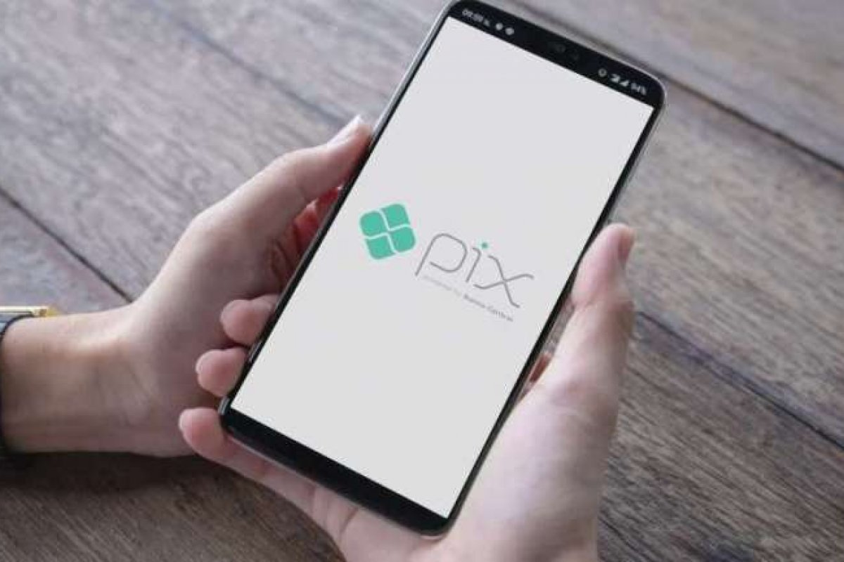 Banco Central estuda cartão físico para pagamentos offline com Pix