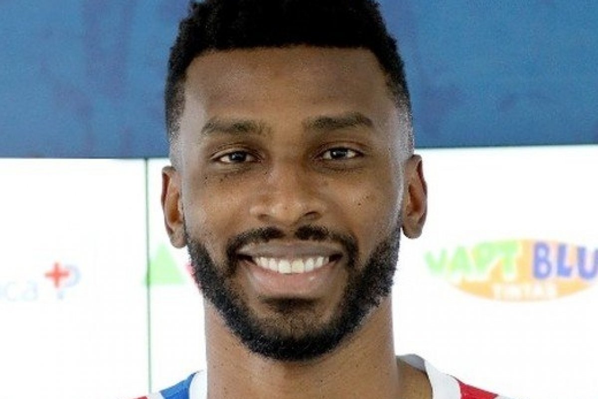 Novo defensor do Bahia elogia os companheiros de clube