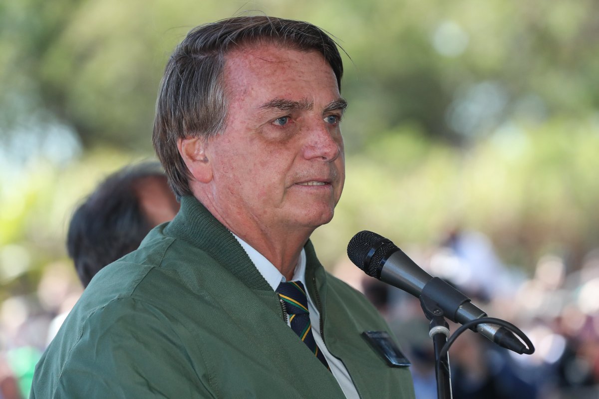 Parlamentares e entidades protocolam 'superpedido' de impeachment de Bolsonaro