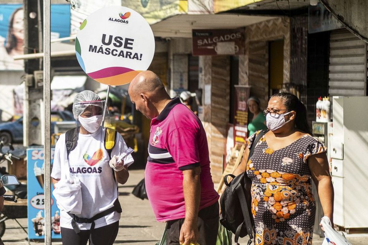 Fim da pandemia na América Latina continua 'futuro distante', diz OPAS