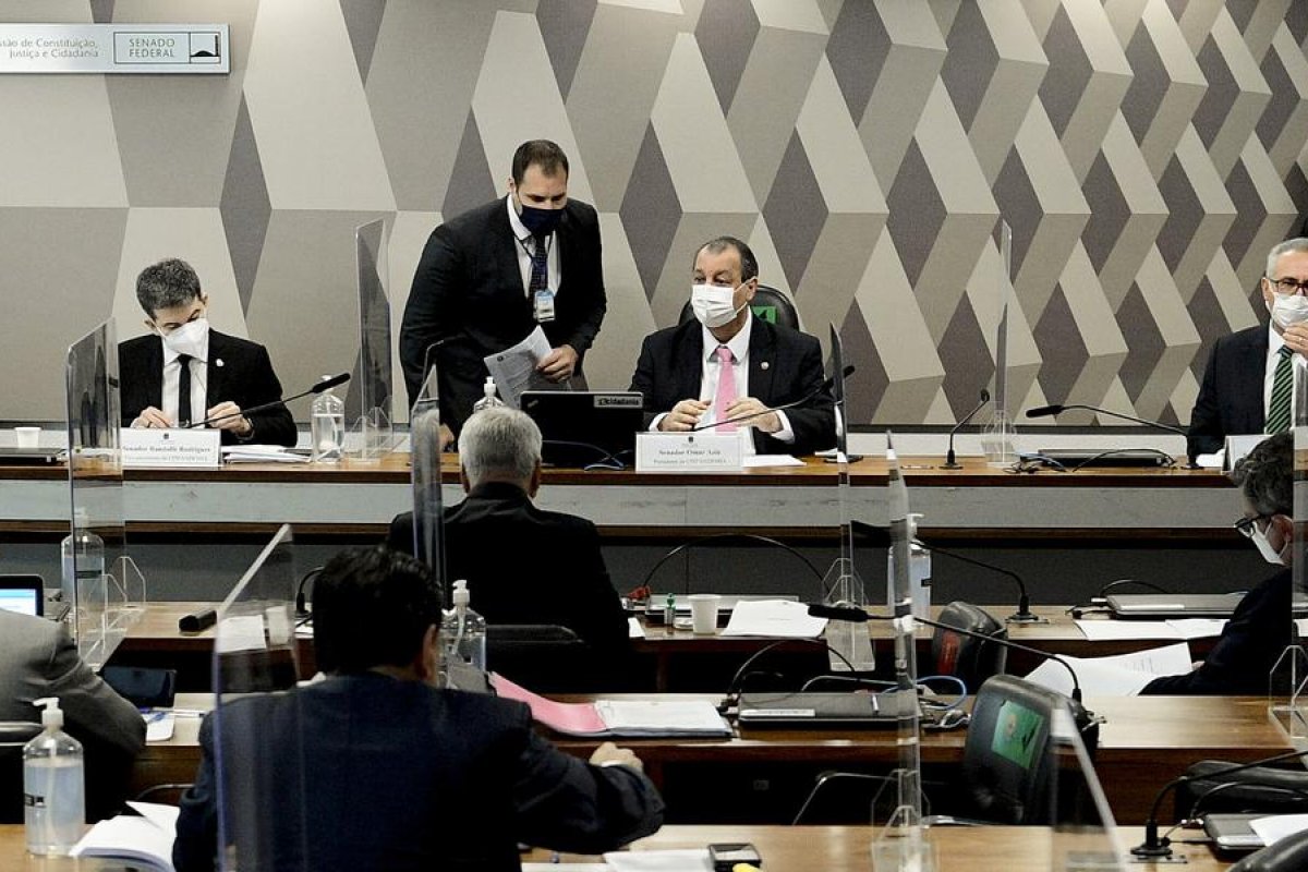 CPI da Covid ouve hoje empresário que denunciou suposta propina do governo