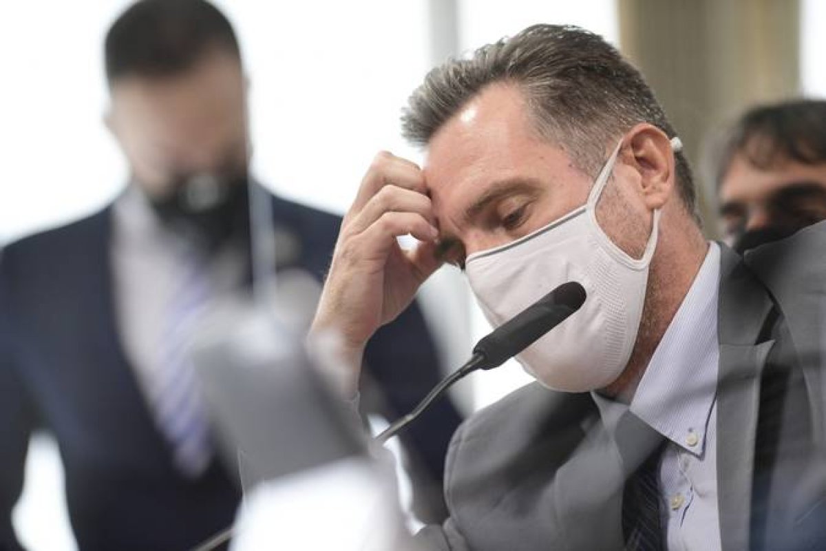 CPI apreende celular de Dominguetti após dúvida sobre suposto áudio de Luís Miranda