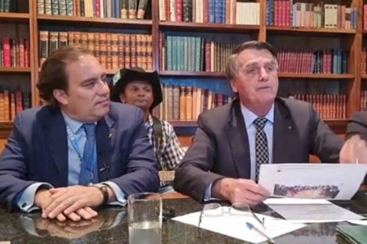 Presidente diz que "superpedido de impeachment" é "não ter o que fazer"