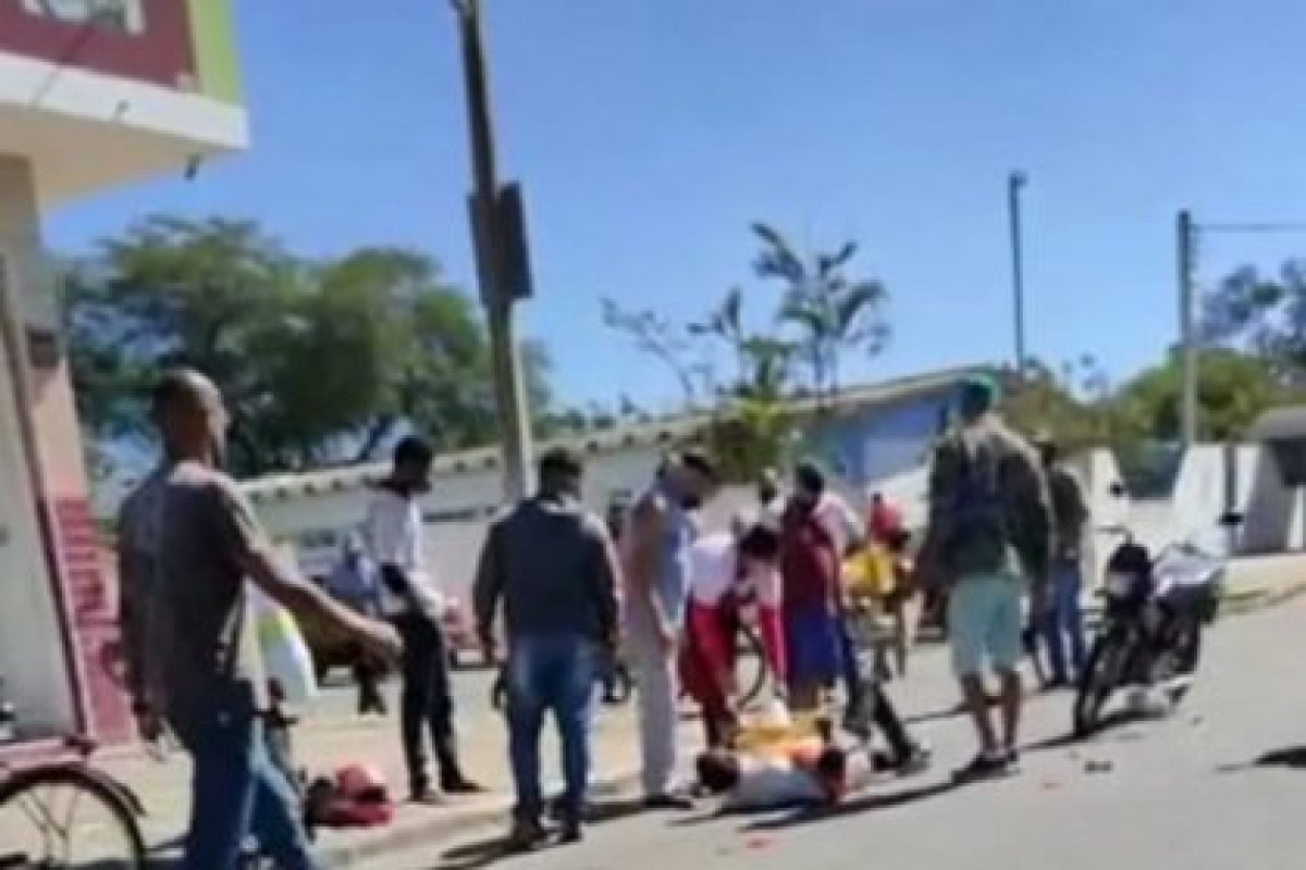 Motociclista é vítima de acidente em avenida de Vitória da Conquista, na Bahia