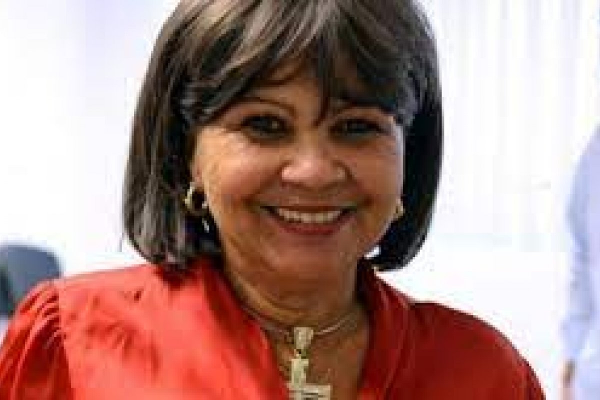 TCM: Ex-prefeita de Dias D´Ávila tem contas rejeitadas