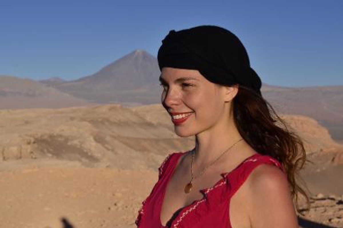 Brasileira ganha prêmio da ONU por criar plataforma para mulheres viajantes