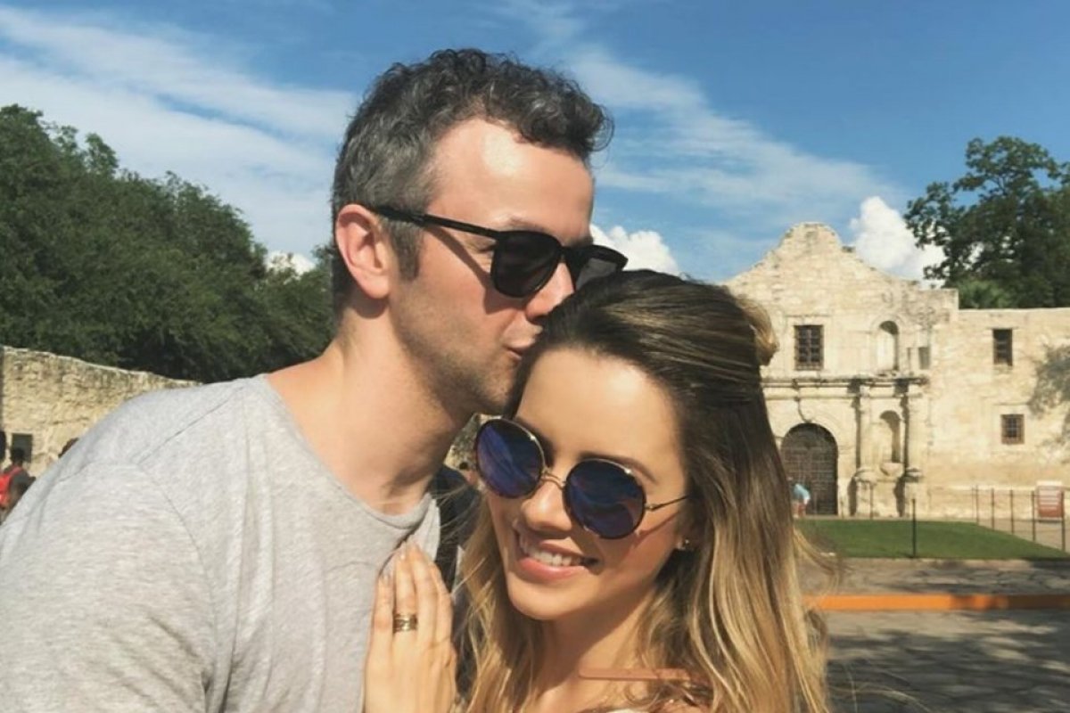 Sandy e Lucas Lima celebram 11 anos de casamento nos EUA