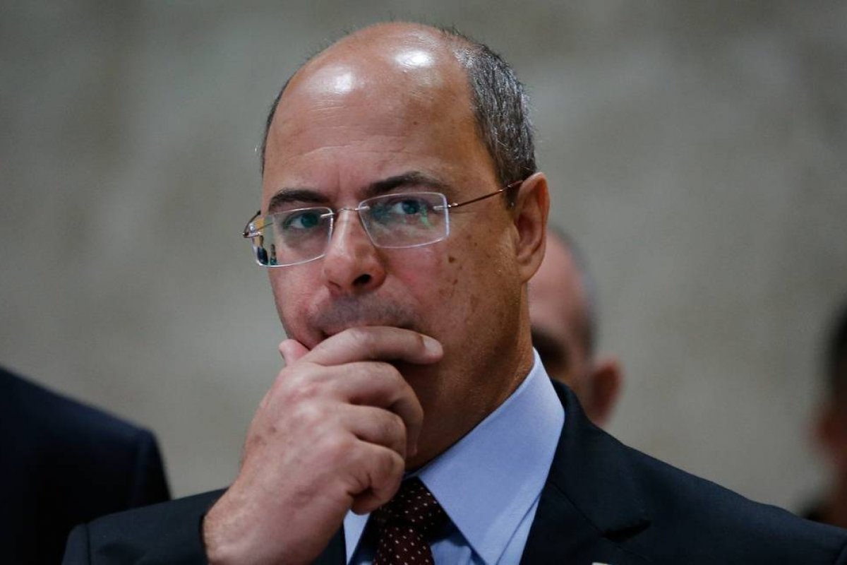 Em meio a busca por provas envolvendo Flávio Bolsonaro, CPI da Covid ouve Witzel nesta sexta (9)