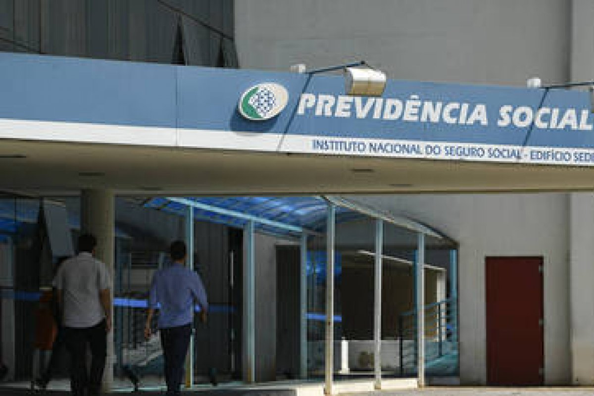 INSS realiza atualização do calendário da prova de vida para aposentados