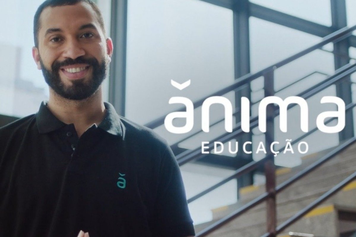 Gil do Vigor é o garoto propaganda da nova fase da UNIFACS