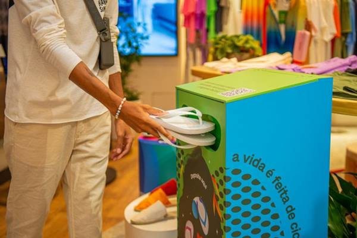 Havaianas lança ação para recolher sandálias usadas para doação e reciclagem