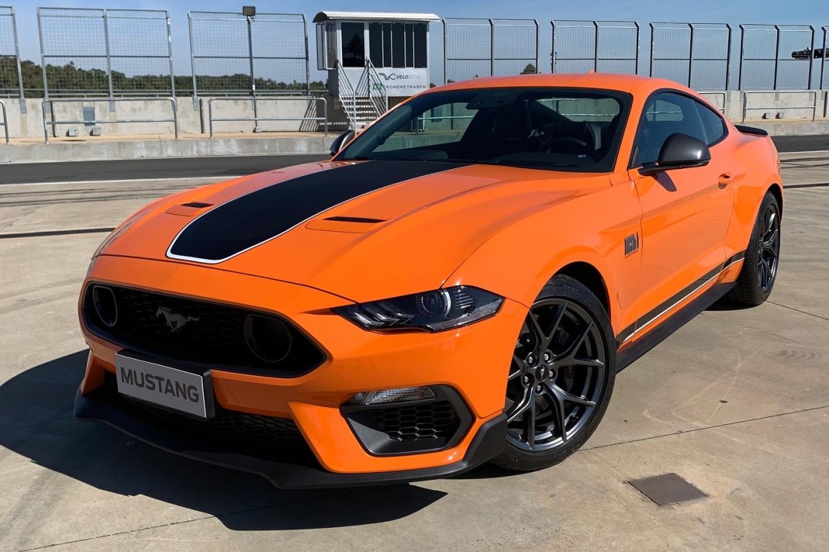 Como anda o novo Mustang Mach 1: já aceleramos