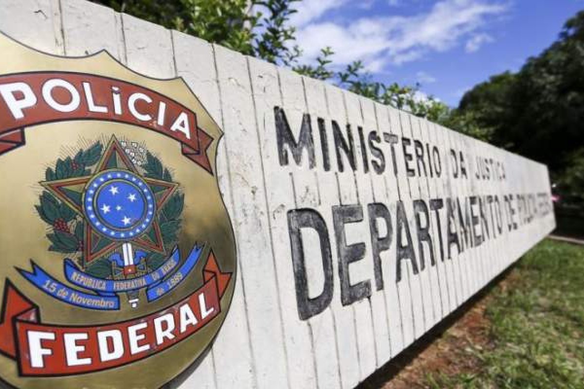 PF prende 15 pessoas envolvida em esquema de tráfico internacional de drogas