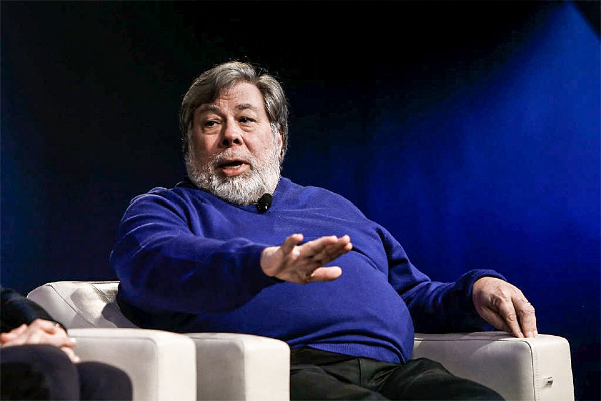 "Eu apoio totalmente", diz Steve Wozniak, co-fundador da Apple, ao dizer que é favor do direito de consertar