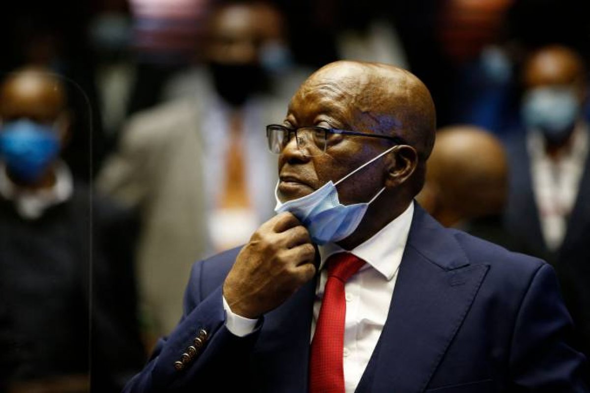 Ex-presidente sul-africano Zuma é preso, mas ministro garante que ele pode sair da prisão em 4 meses