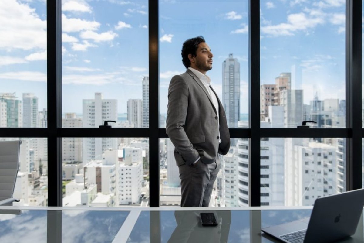 Vacinação em massa deve aquecer atividade imobiliária no Brasil, diz especialista