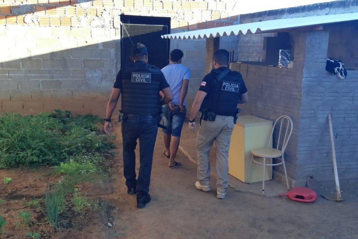 Oito suspeitos envolvidos com o tráfico de drogas são presos