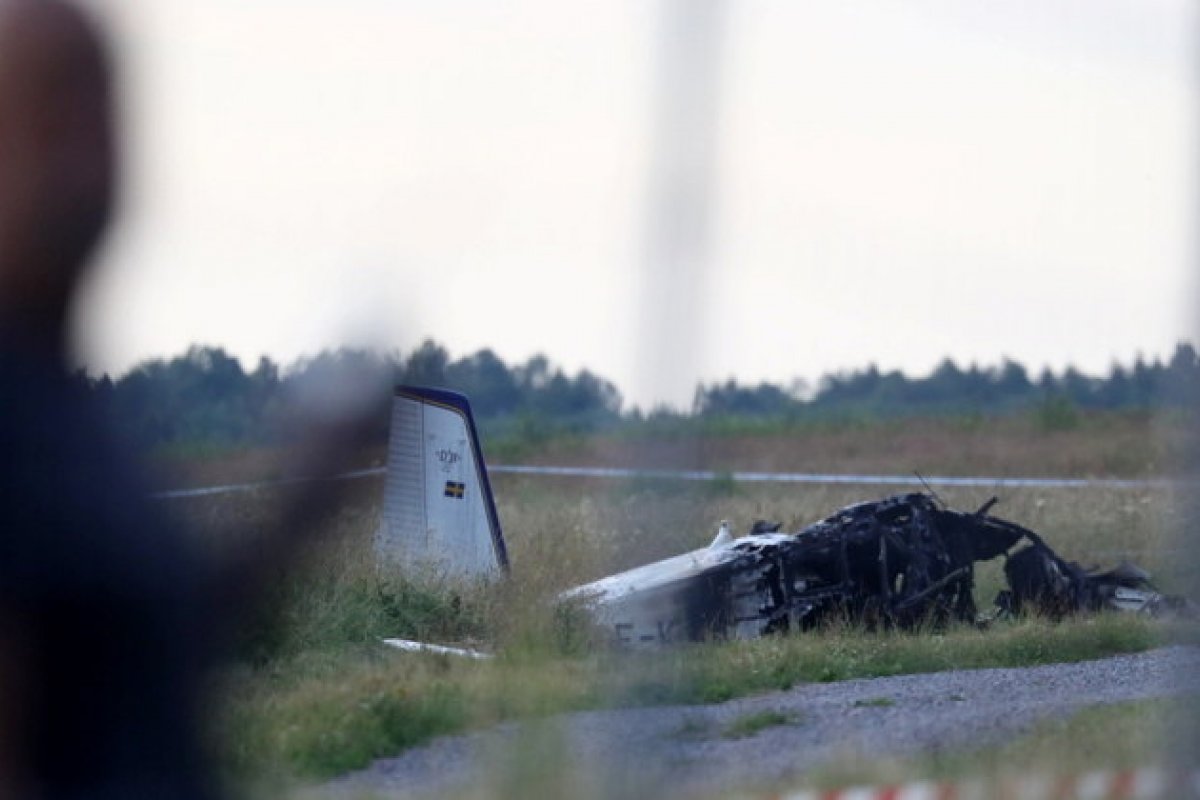 Queda de pequeno avião deixa nove mortos na Suécia