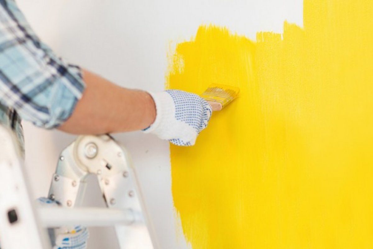 Cursos de pintura e preparação de superfície são oferecidos gratuitamente em Salvador