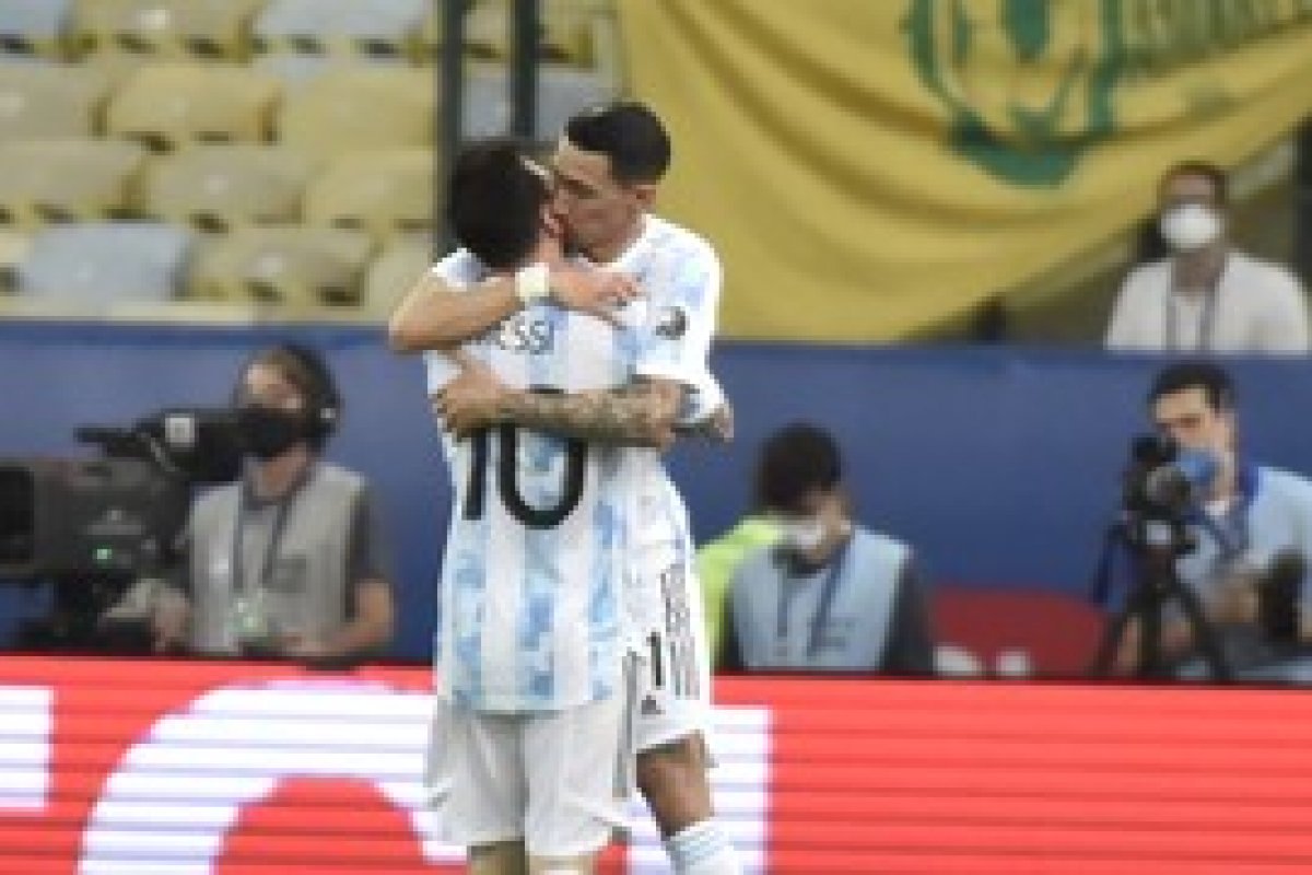 Brasil é derrotado pela Argentina e perde título da Copa América 