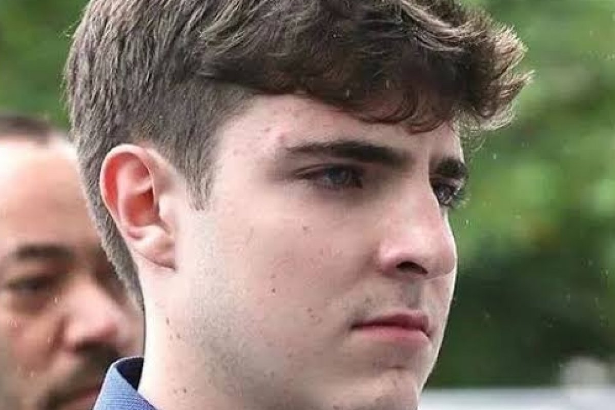 João Augusto, filho mais velho de Gugu critica a emancipação das irmãs