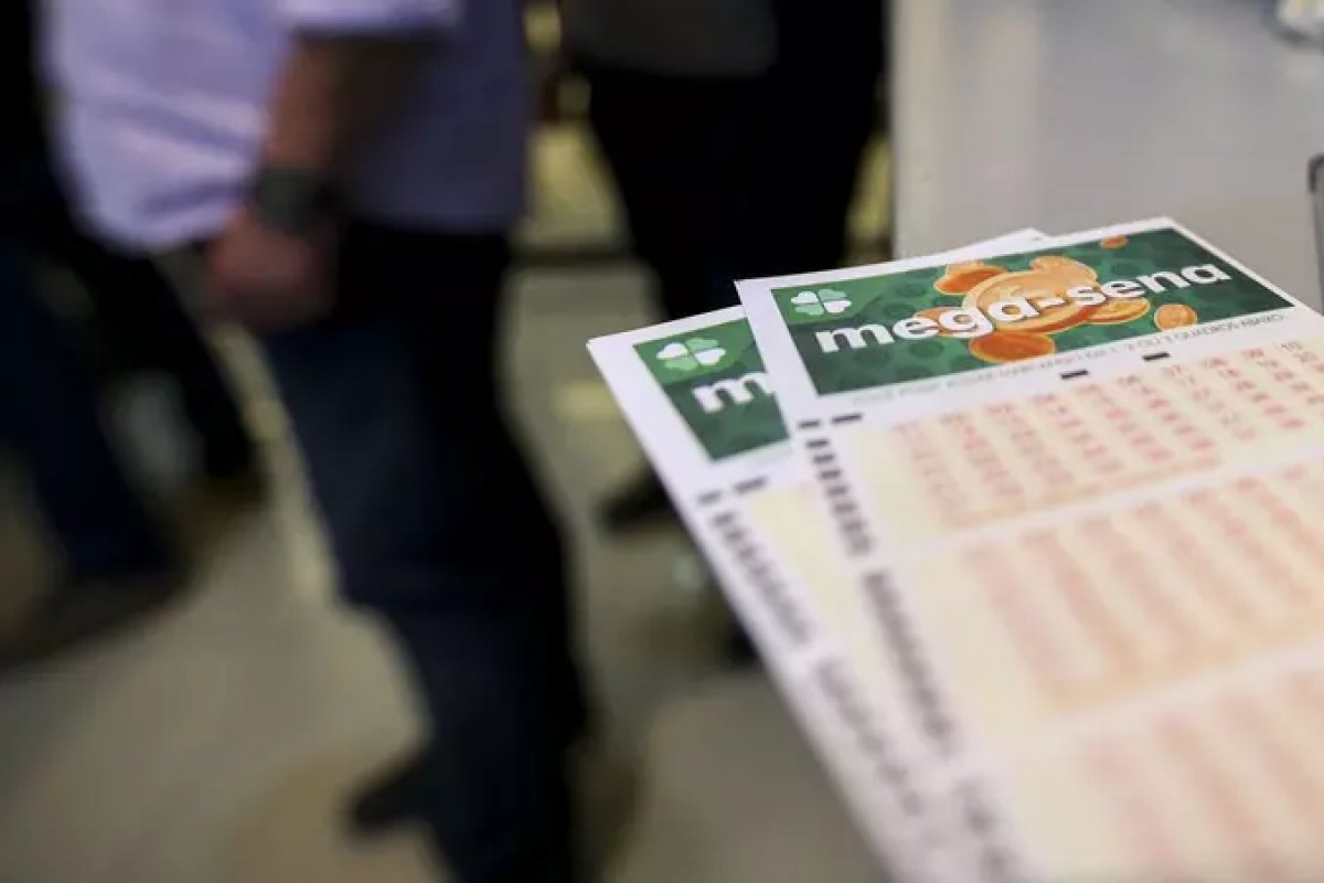 Mega-Sena: Ninguém acerta as seis dezenas e o prêmio acumula