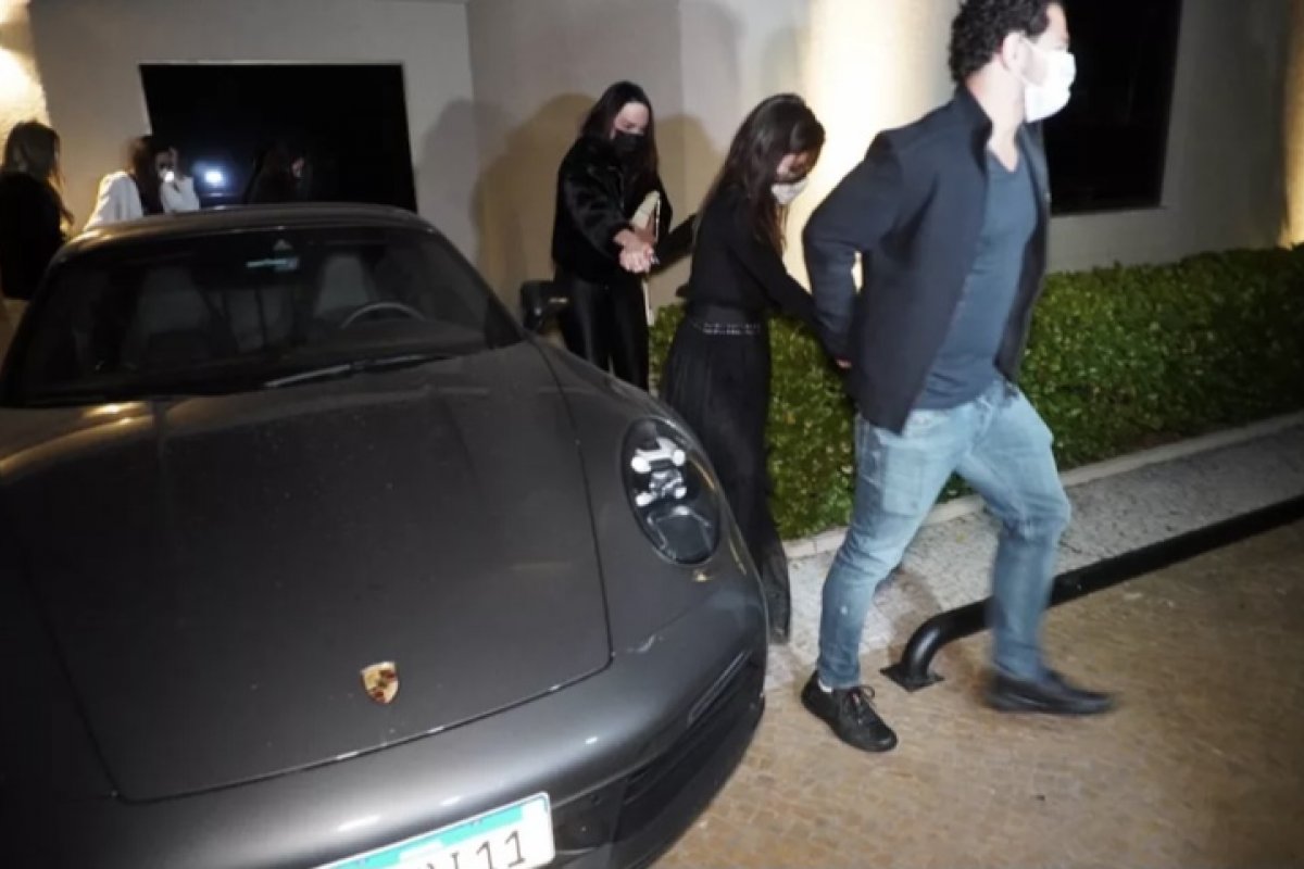 Festa clandestina com show de Matheus e Kauan é encerrada em São Paulo