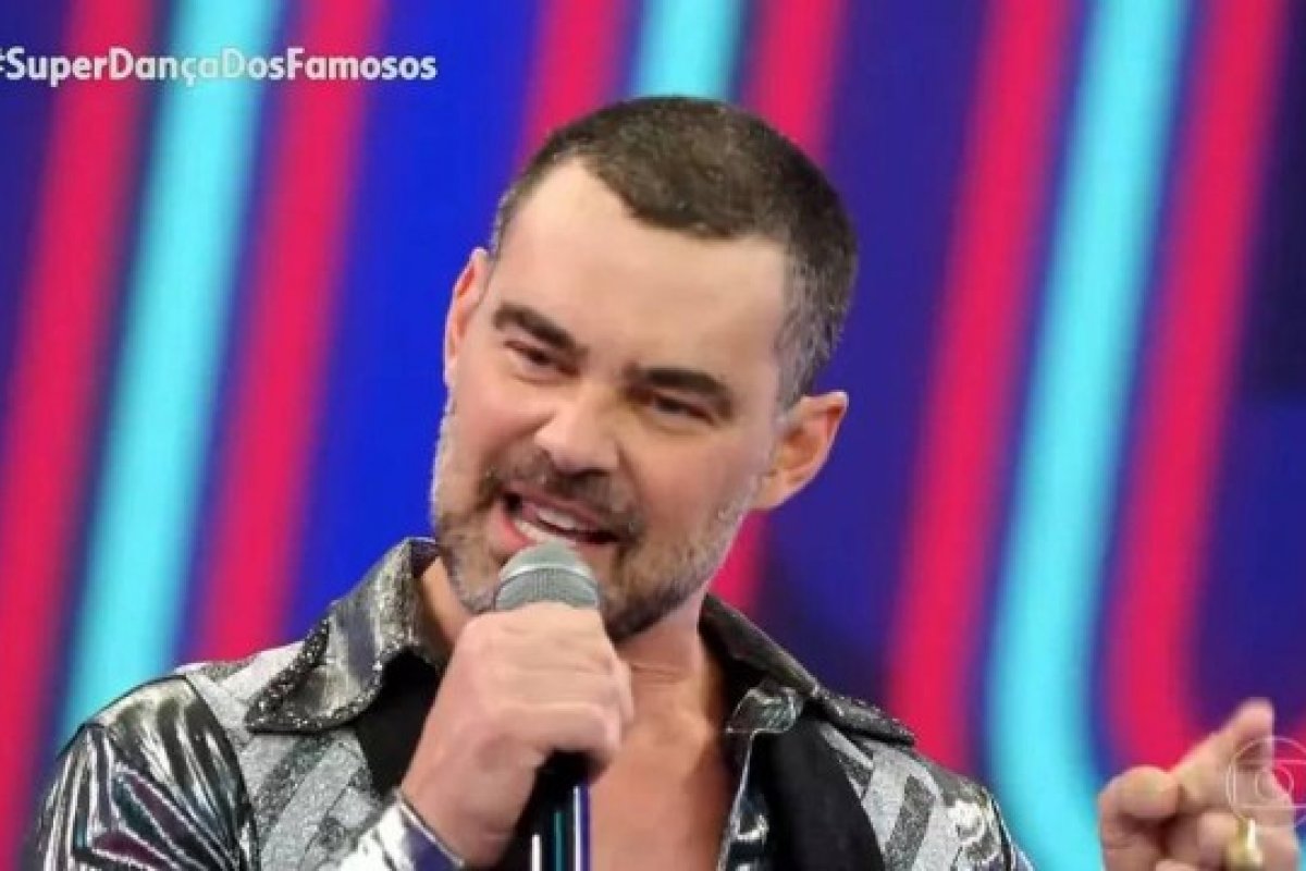 Ator Carmo Dalla Vecchia e o autor João Emanuel Carneiro são casados há 13 anos!