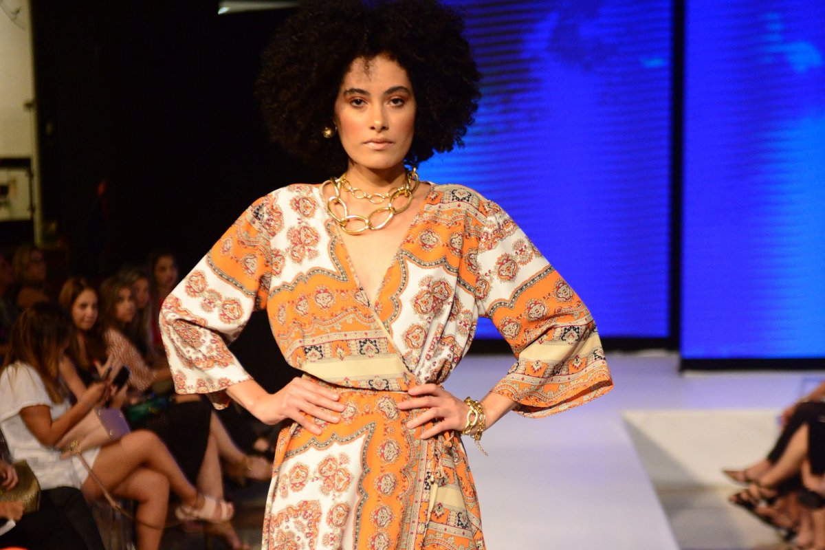 Os 5 melhores looks para apostar no trabalho (direto do desfile da Cambodja!)