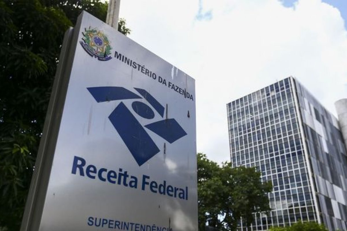Receita apresenta proposta que trará ganho de R$ 2,47 bilhões na arrecadação de impostos em 2022