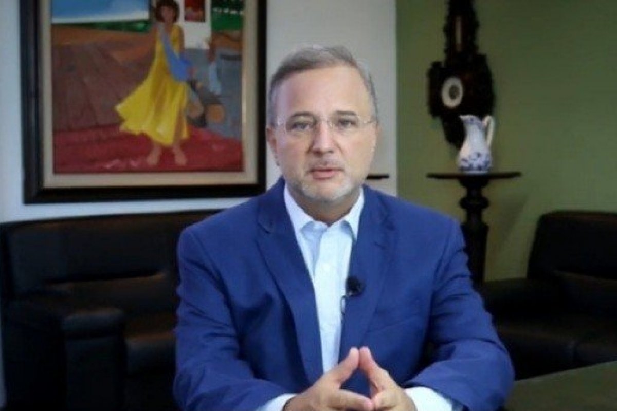 Governo federal envia 340 mil doses de vacinas para a Bahia nesta sexta-feira (16)