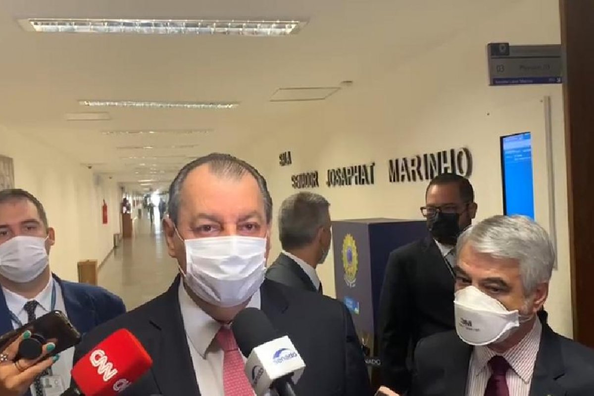 Vídeo: 'A CPI não acusou Ricardo Barros, foi o presidente Bolsonaro', diz Omar Aziz