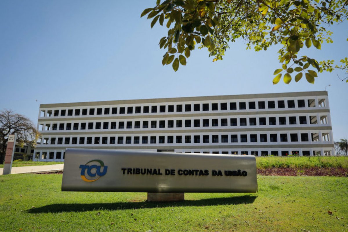 TCU aponta uso indevido de R$ 4 milhões de verbas das Forças Armadas para combate à Covid-19