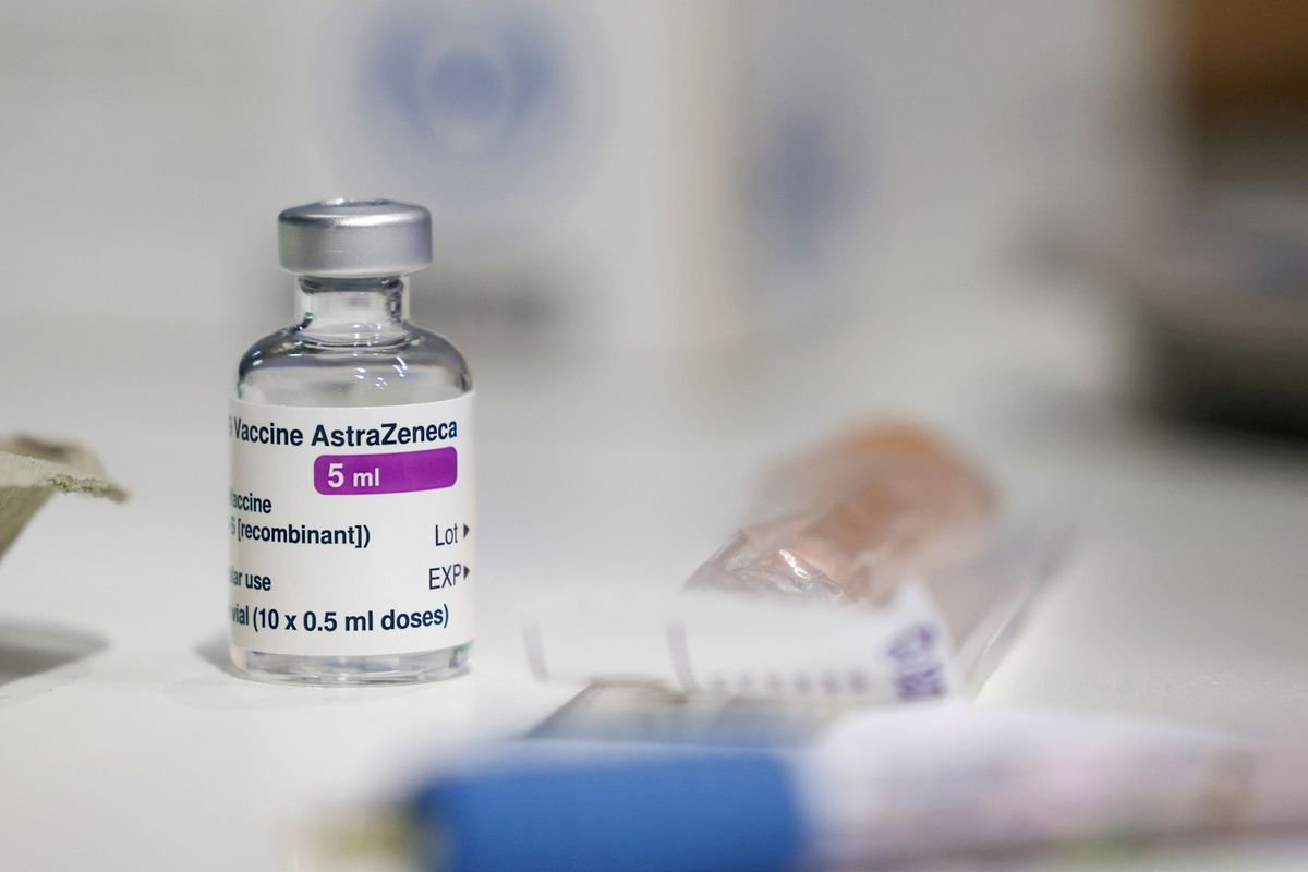  Astrazeneca: Anvisa autoriza testes de 3ª dose contra variante Beta na Bahia