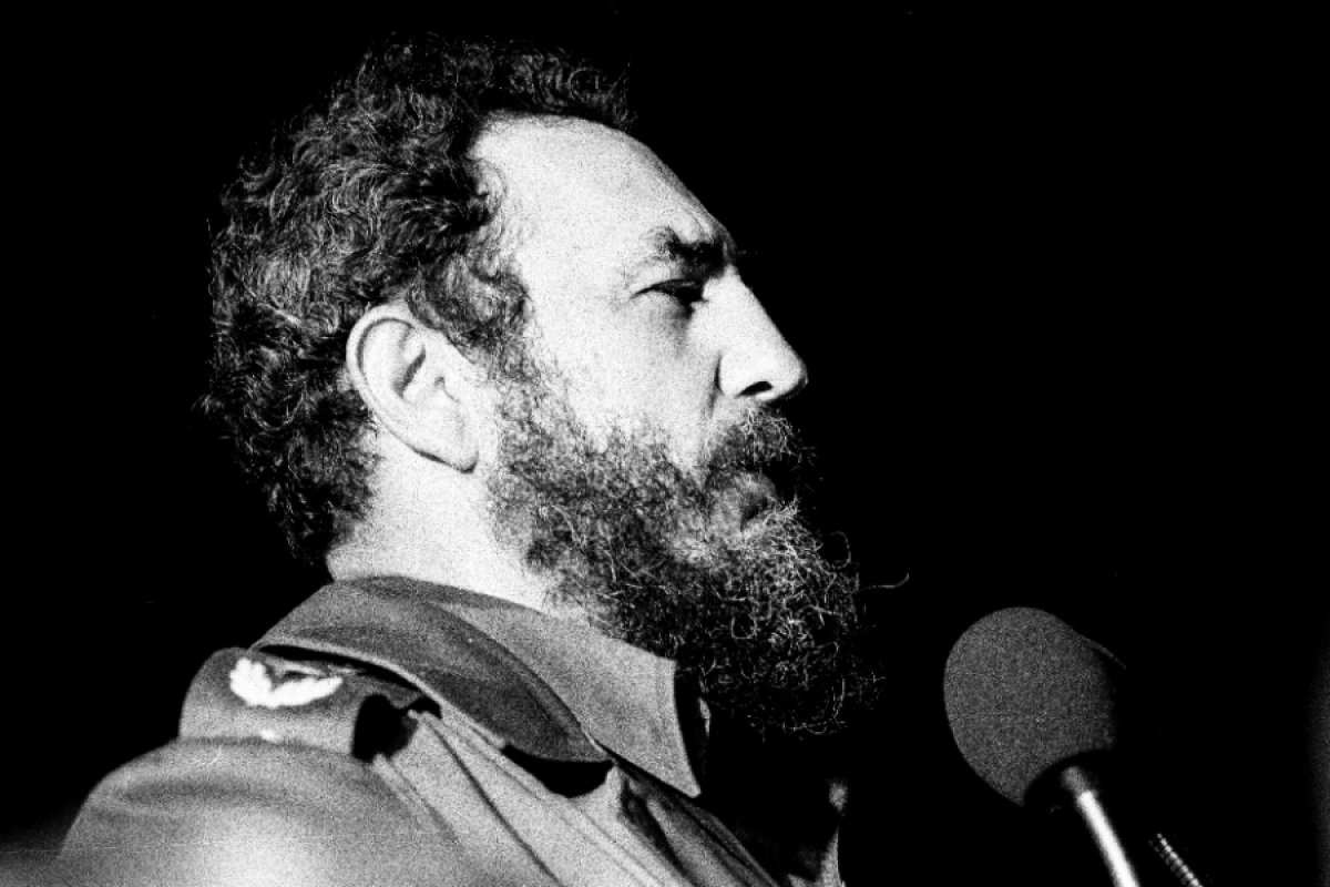 Ex-nora de Fidel afirma que os Castro se preparam para abandonar Cuba rumo a Espanha
