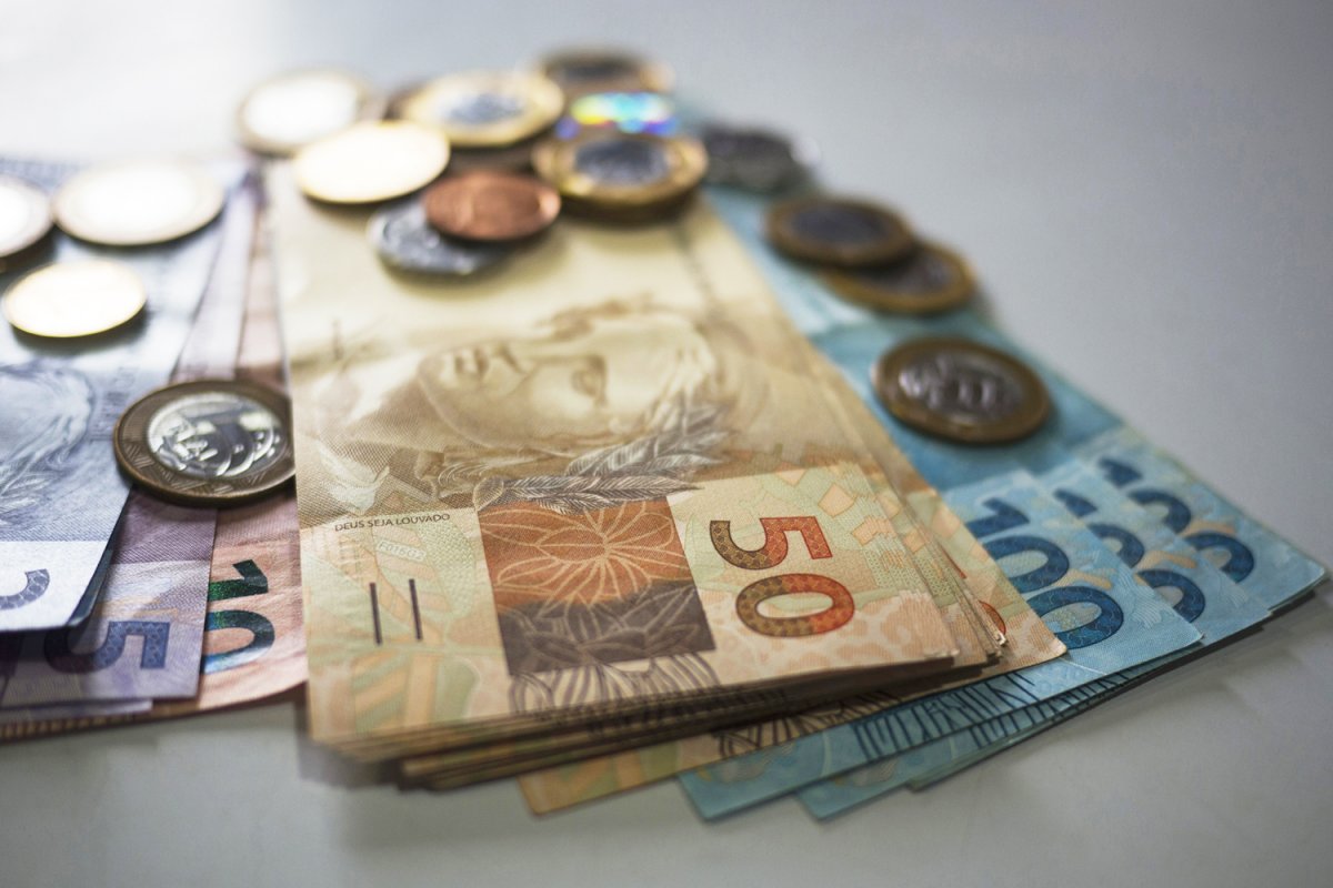 Mais da metade dos brasileiros não acreditam em retomada econômica em 2021