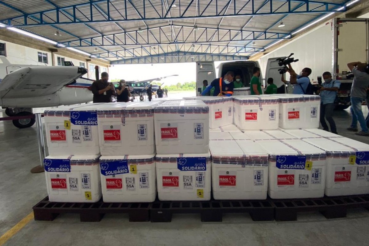 Governo Federal envia para a Bahia nova remessa com mais de 280 mil novas doses de vacinas contra Covid-19 nesta sexta-feira (16)