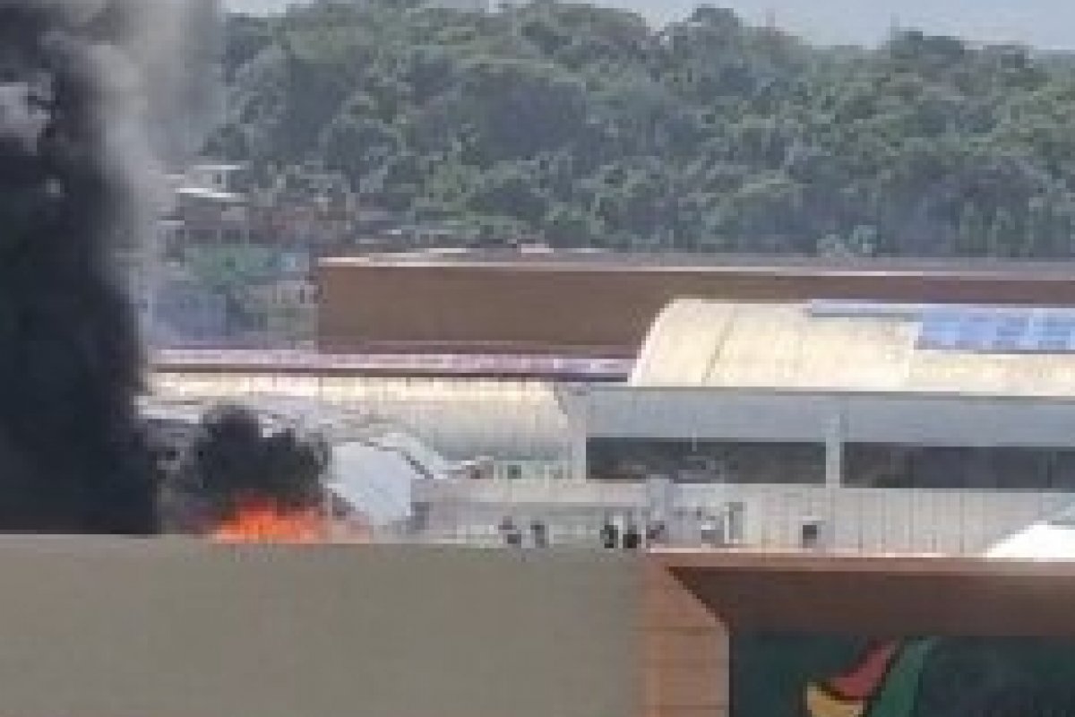 Vídeo: Incêndio atinge Shopping Salvador