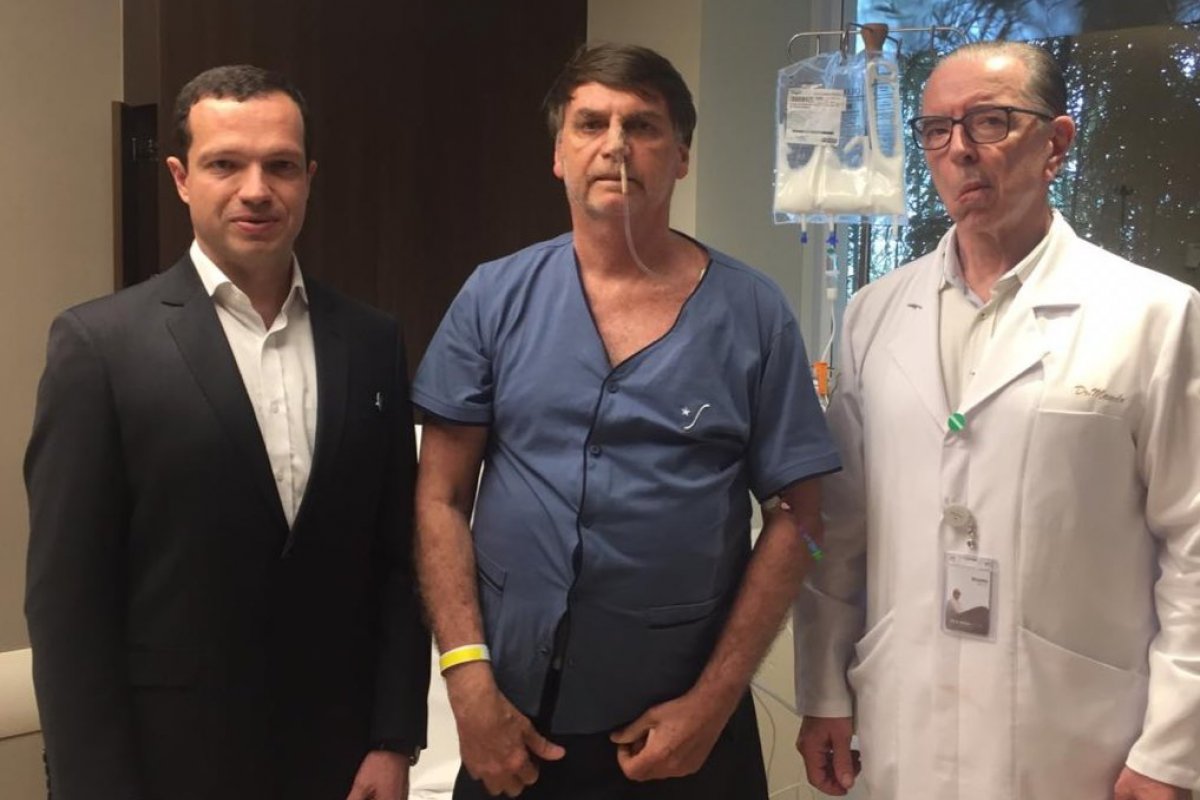 Médico de Bolsonaro fará avaliação da alimentação