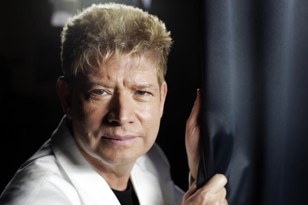 Morre Roberto Leal aos 67 anos