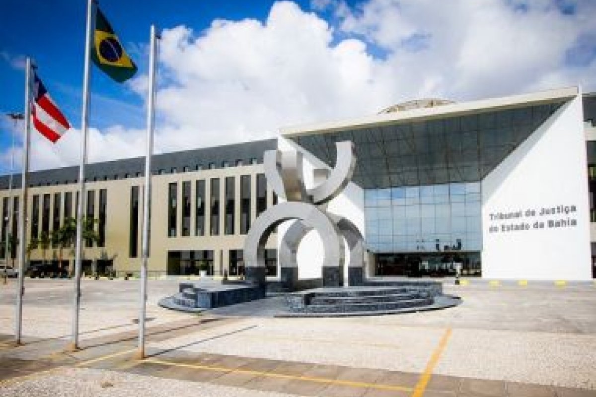 TJ-BA, TRT, Defensoria e TRE-BA retomam atividades presenciais 