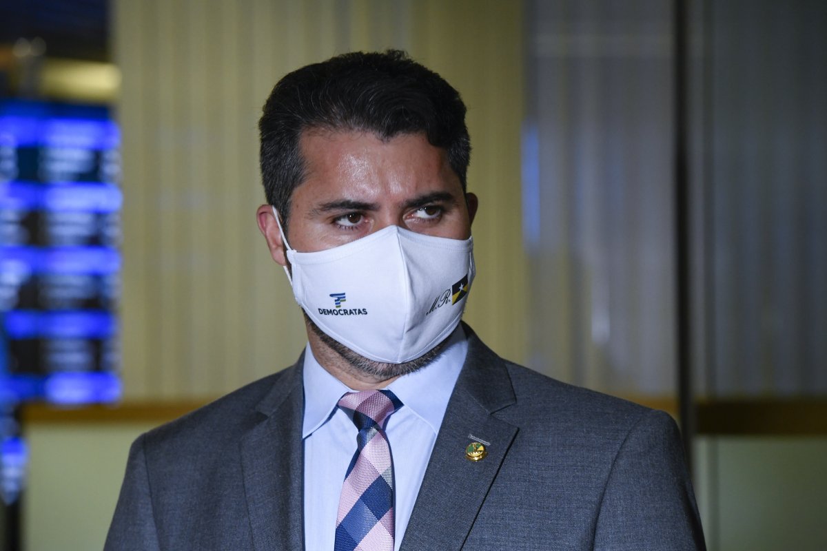 Marcos Rogério afirma não ver crime em vídeo de Pazuello