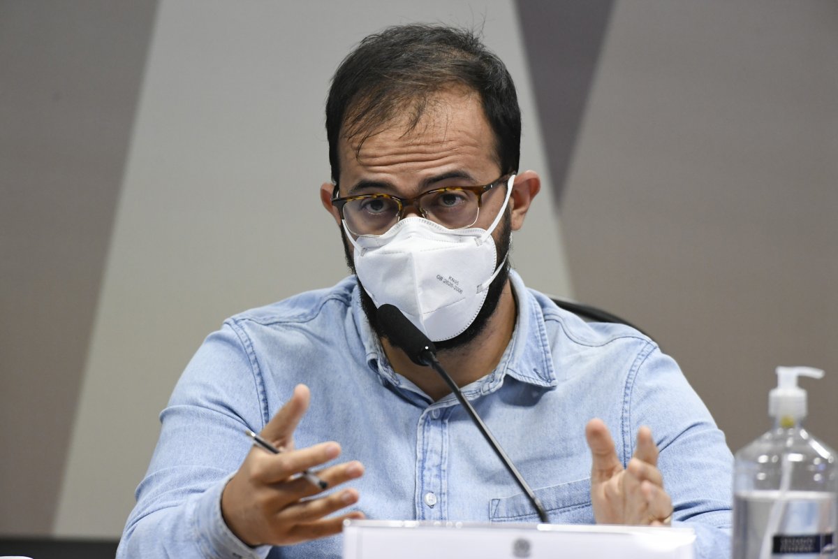 Luís Miranda nega que conversa com presidente Bolsonaro tenha sido gravada