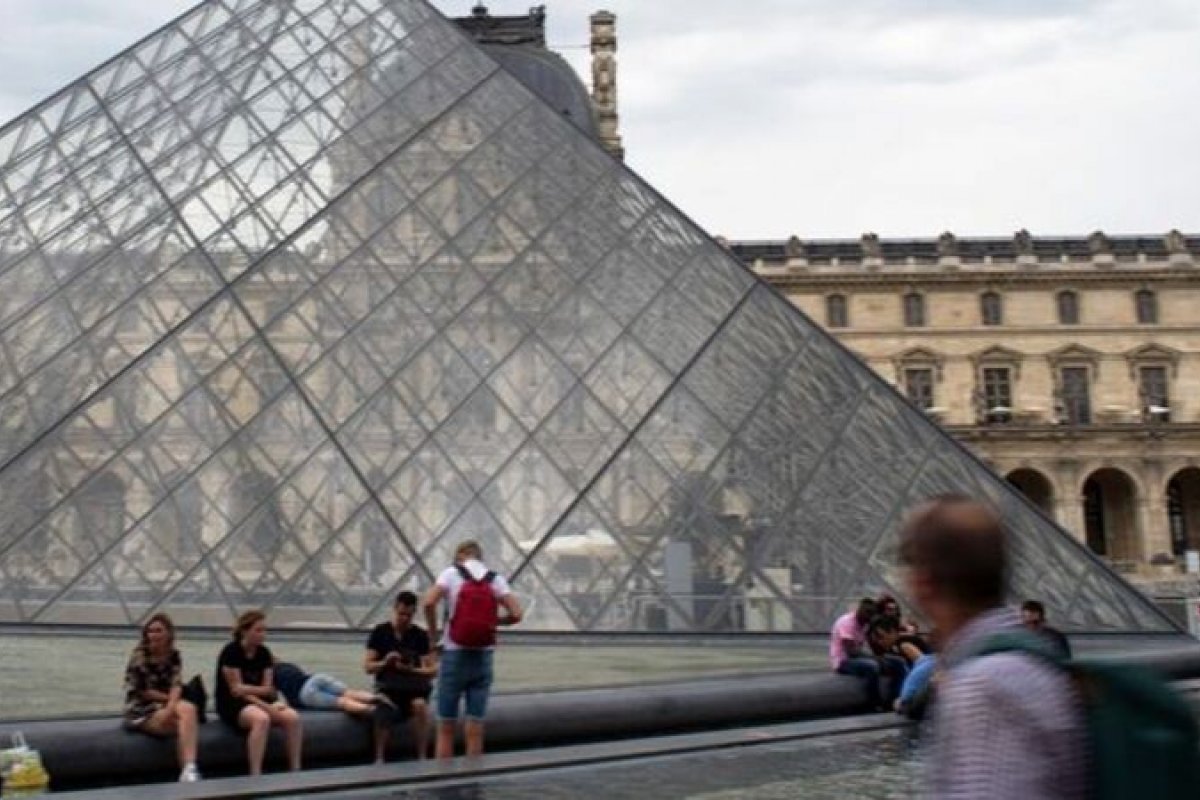 França vai exigir teste com máximo de 24h a viajantes de países europeus 