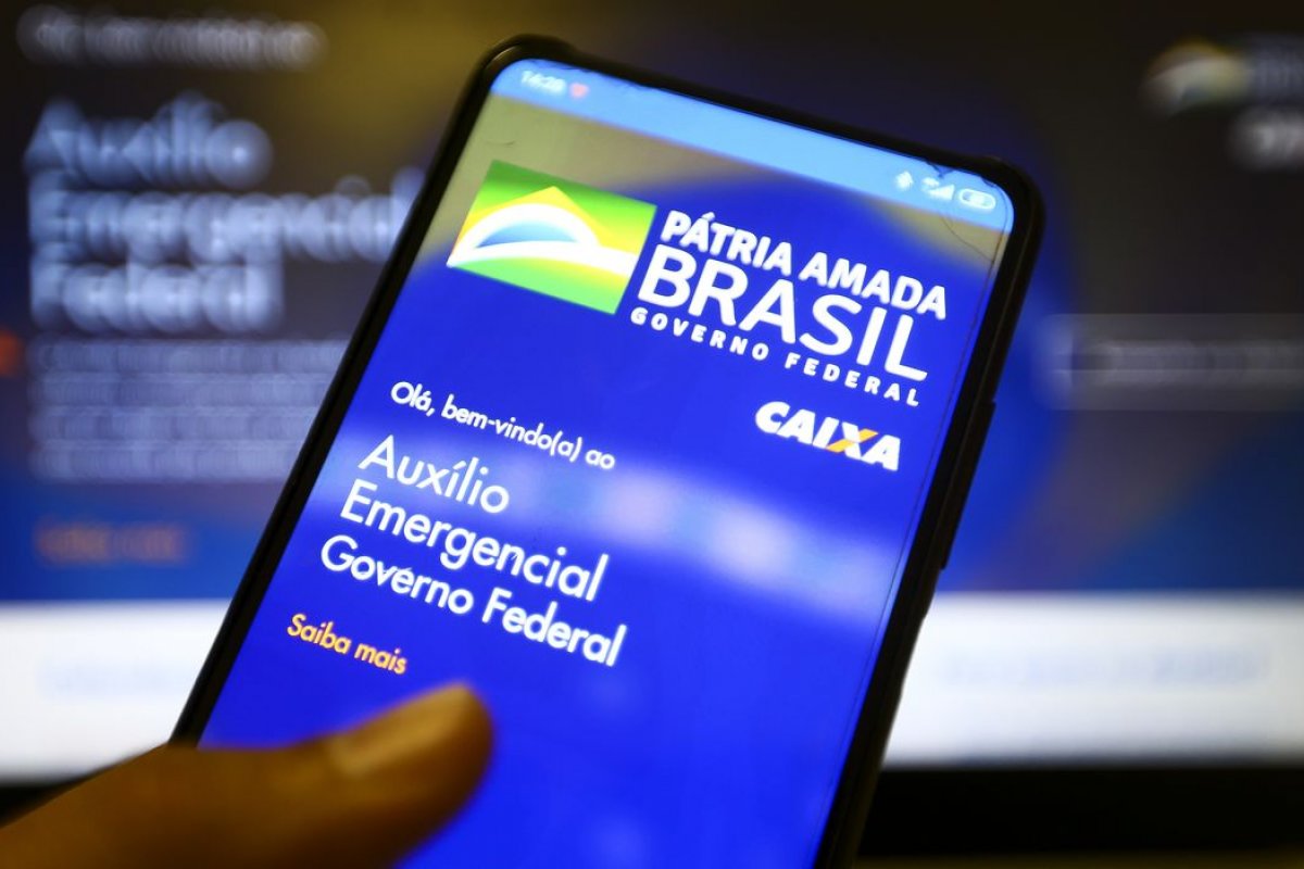 Auxílio emergencial: nascidos em fevereiro recebem 4ª parcela