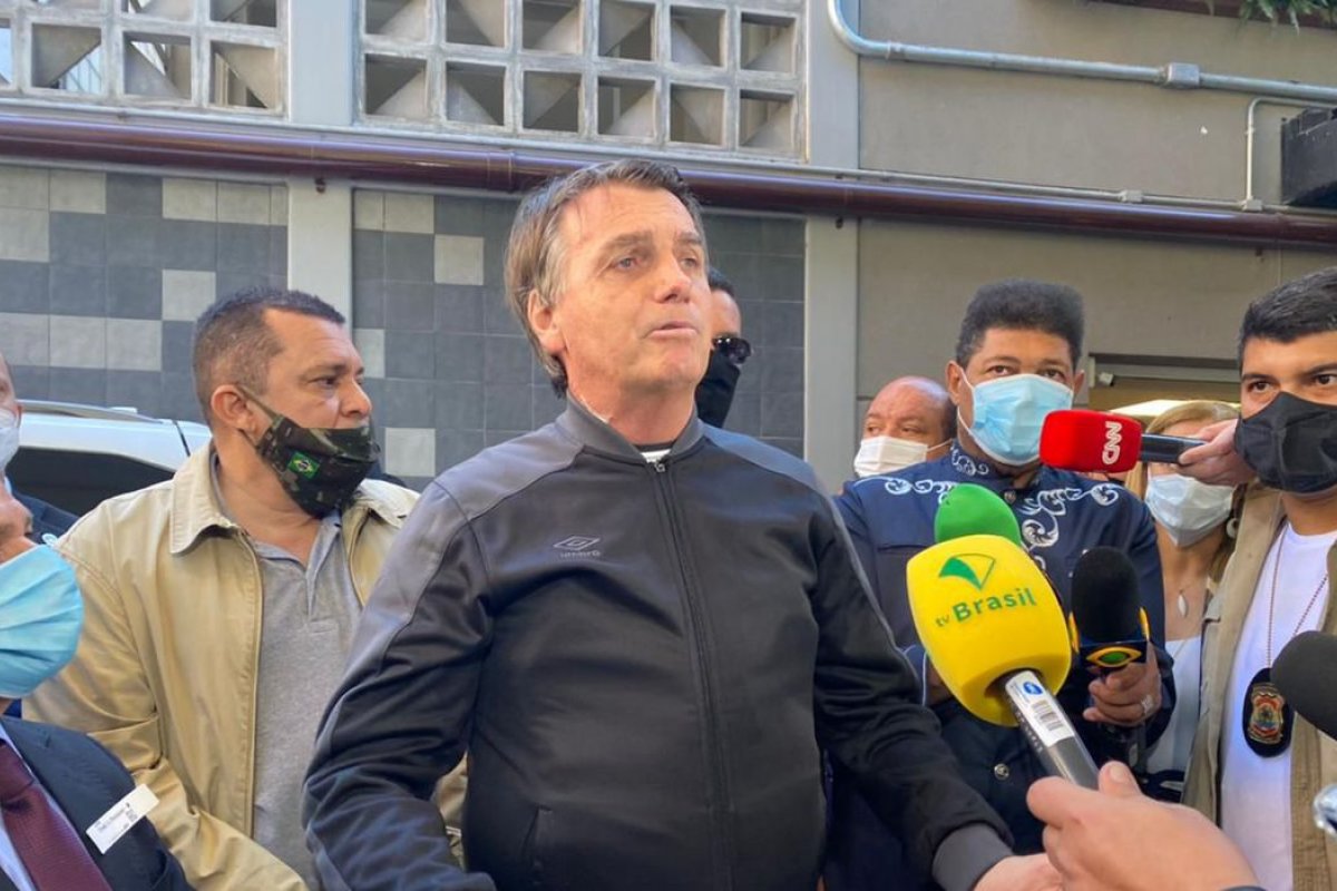 Presidente vai debater sobre Covid-19 com o ministro da Saúde nesta segunda