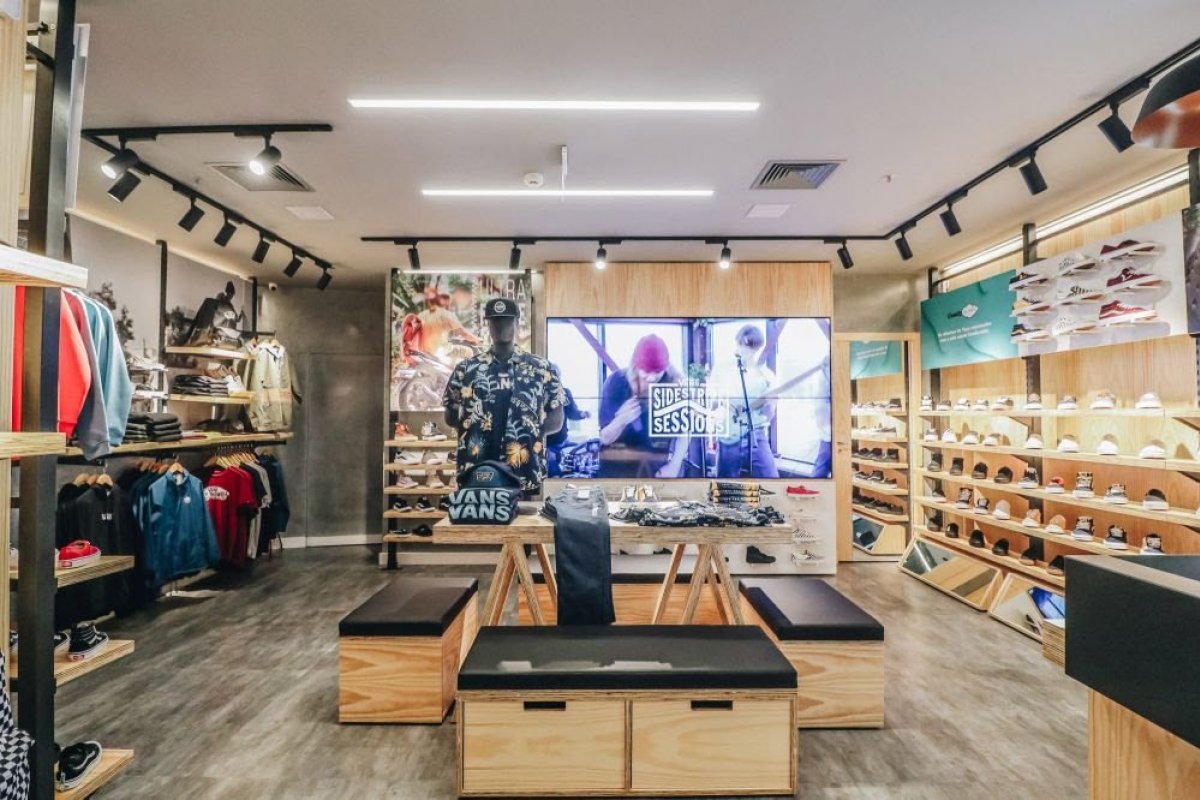 Marca californiana Vans inaugura mais uma loja no Brasil