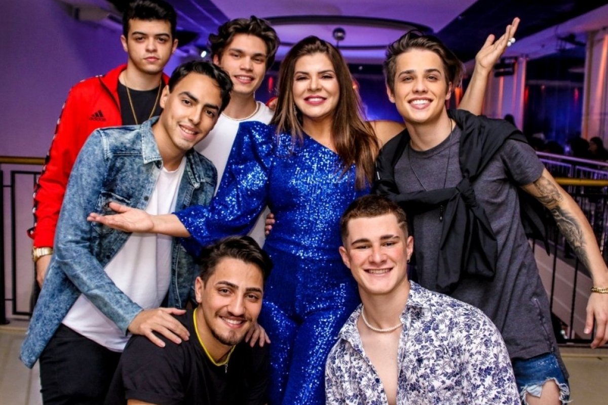 Mara Maravilha investe na carreira empresarial e lança novos talentos