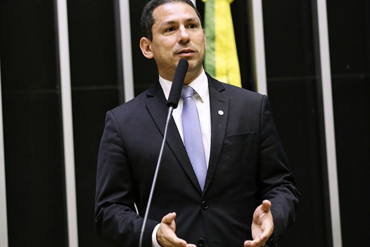 Vice-presidente da Câmara, Marcelo Ramos pede para analisar os pedidos de impeachment contra Bolsonaro