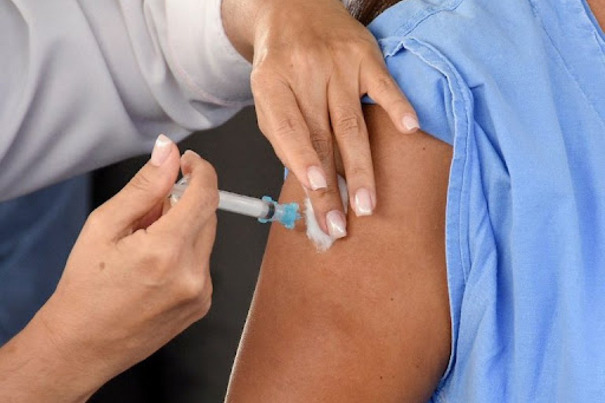 Salvador: pessoas com 37 anos ou mais são vacinadas contra a Covid-19